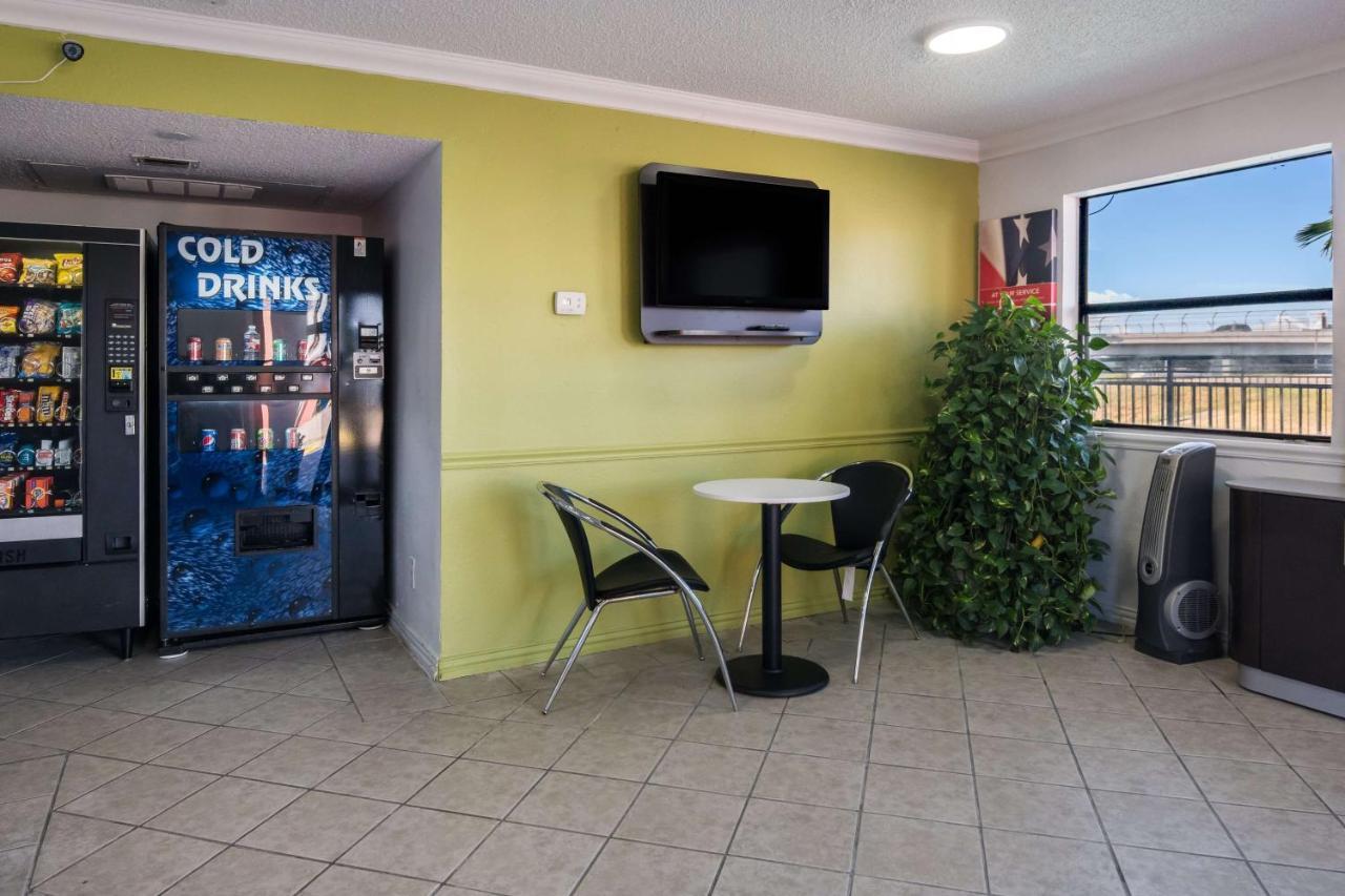Motel 6 Irving - Loop 12 外观 照片